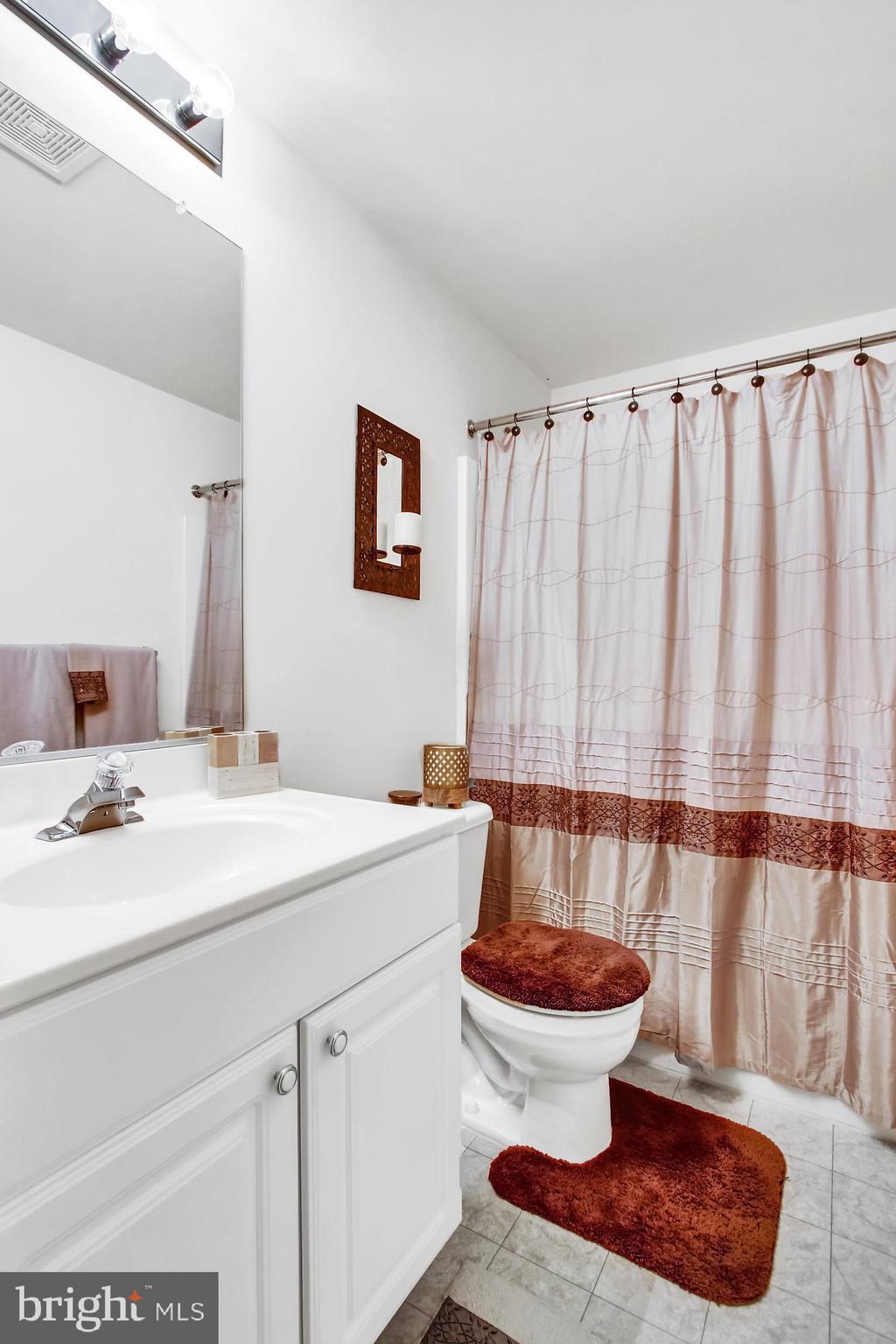 MENLENA VILLAGE - Residential