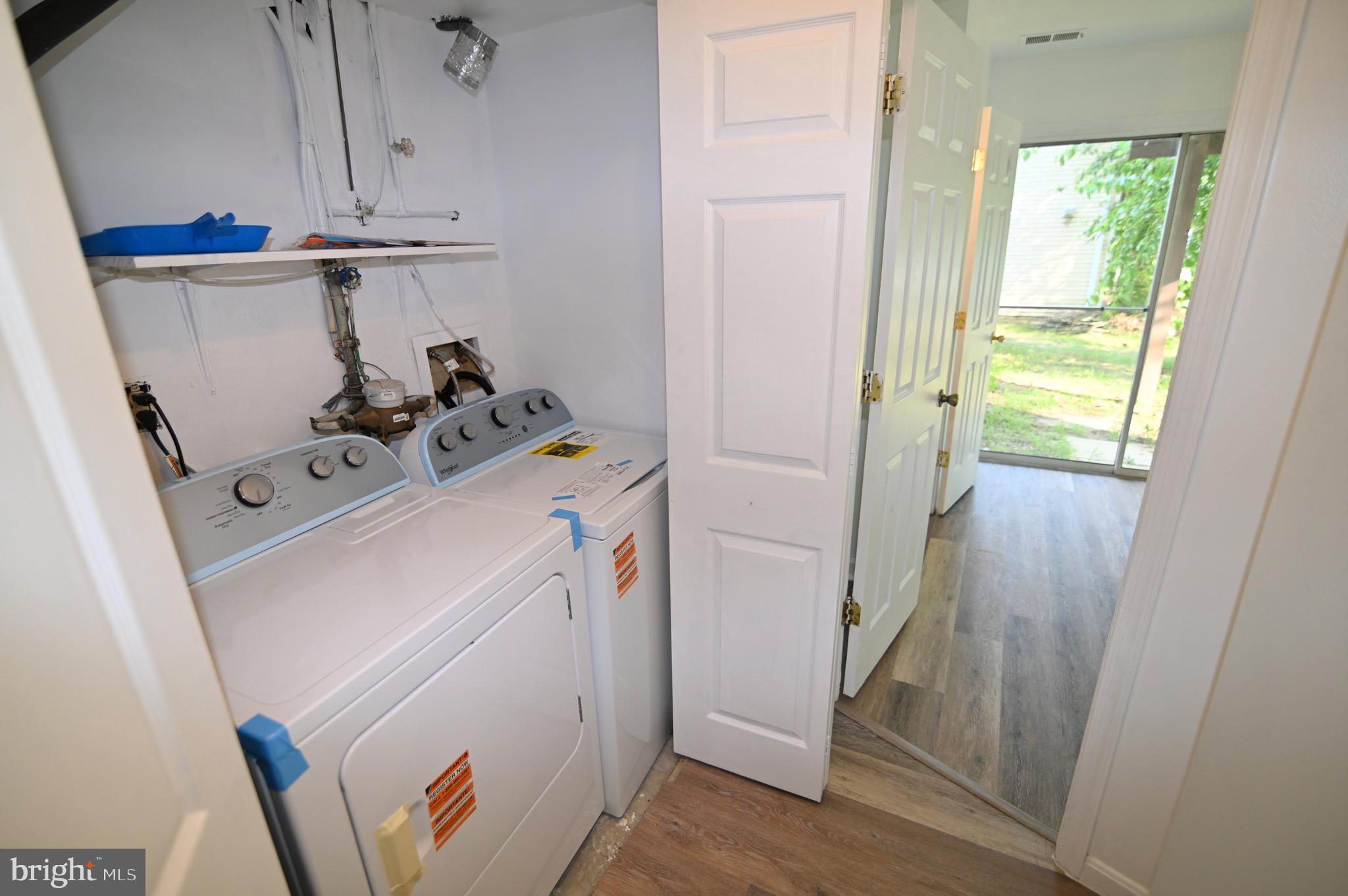 EVERGREEN ESTATES - Residential Lease