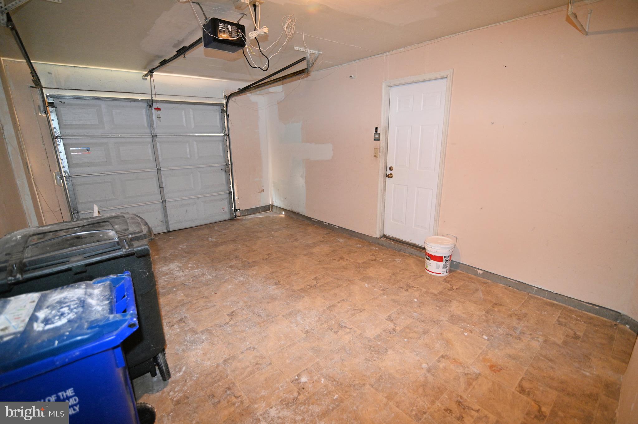 EVERGREEN ESTATES - Residential Lease