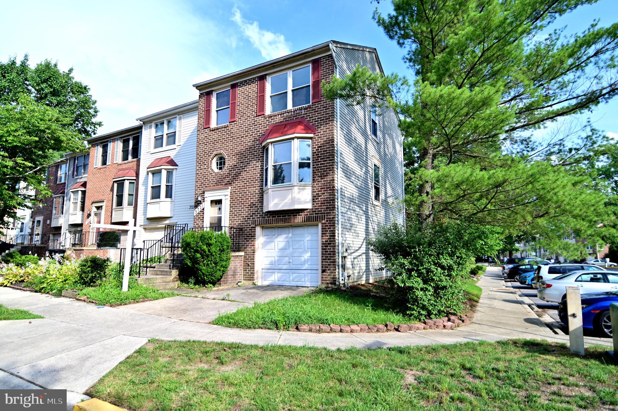 EVERGREEN ESTATES - Residential Lease