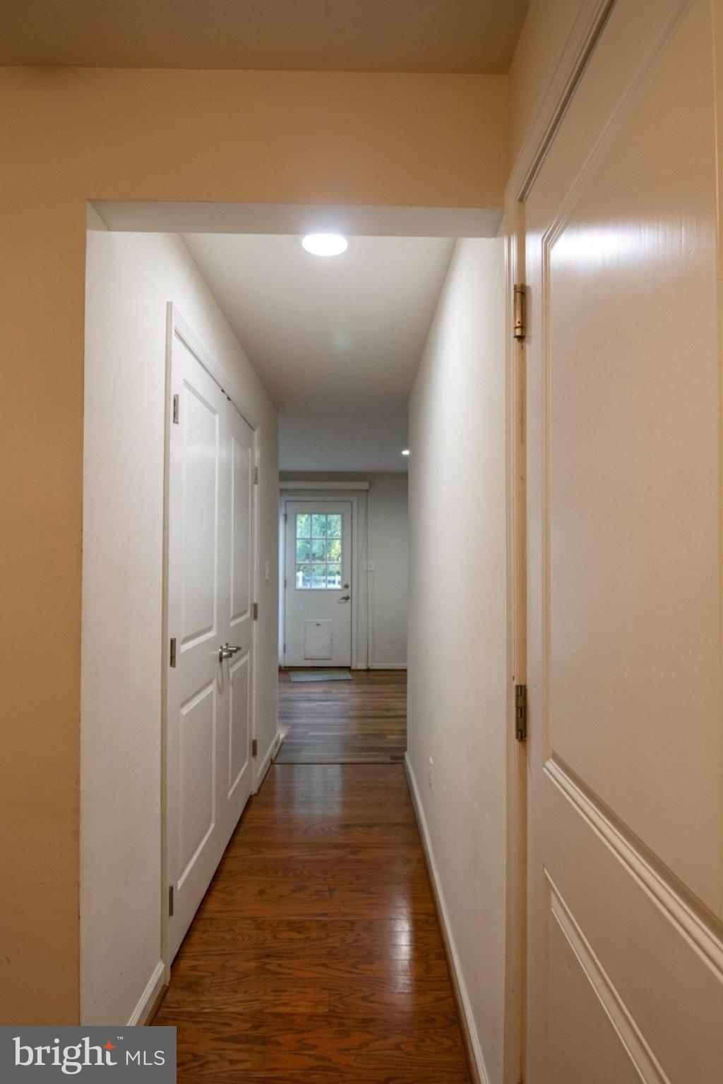 225 W GENERAL GREY COURT