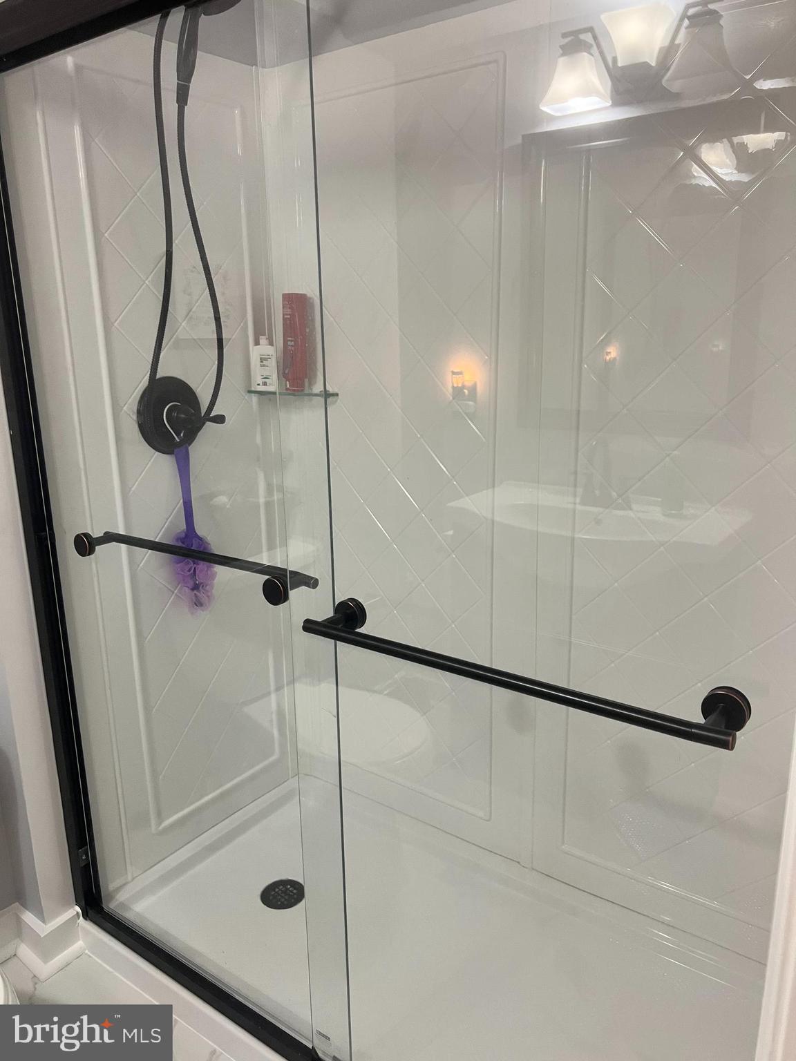 PARKVIEW TRAIL - Residential Lease