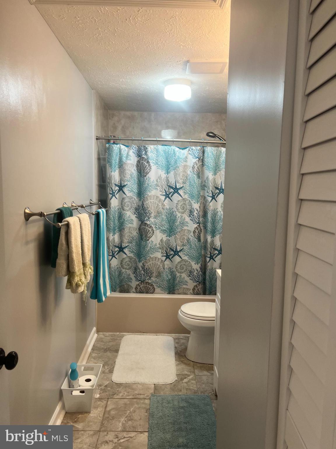 PARKVIEW TRAIL - Residential Lease