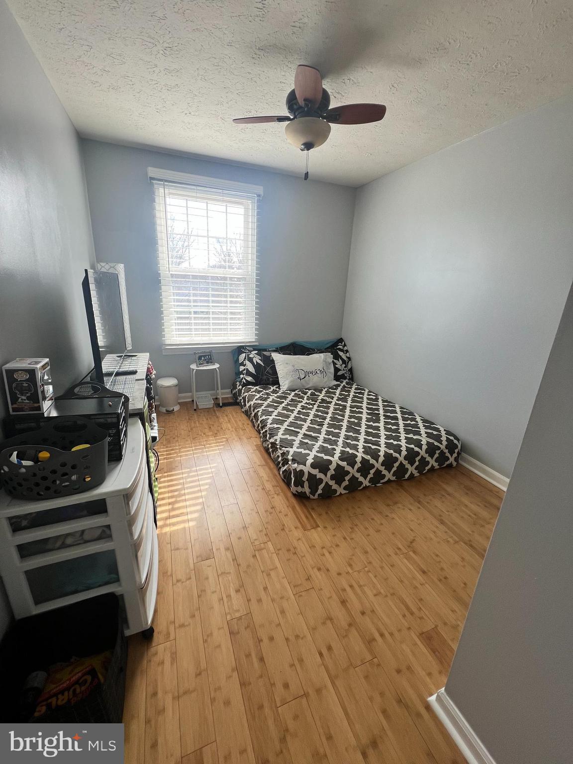 PARKVIEW TRAIL - Residential Lease