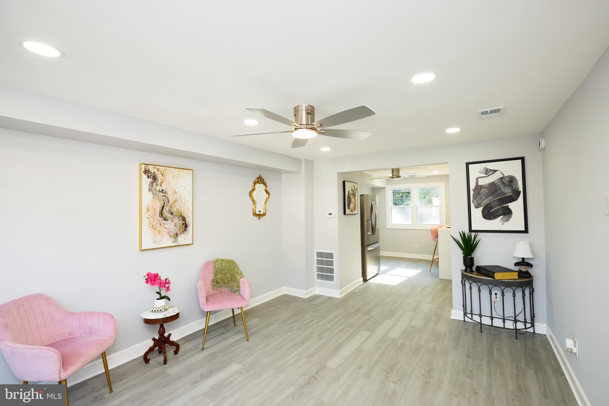 351 LEEANNE ROAD