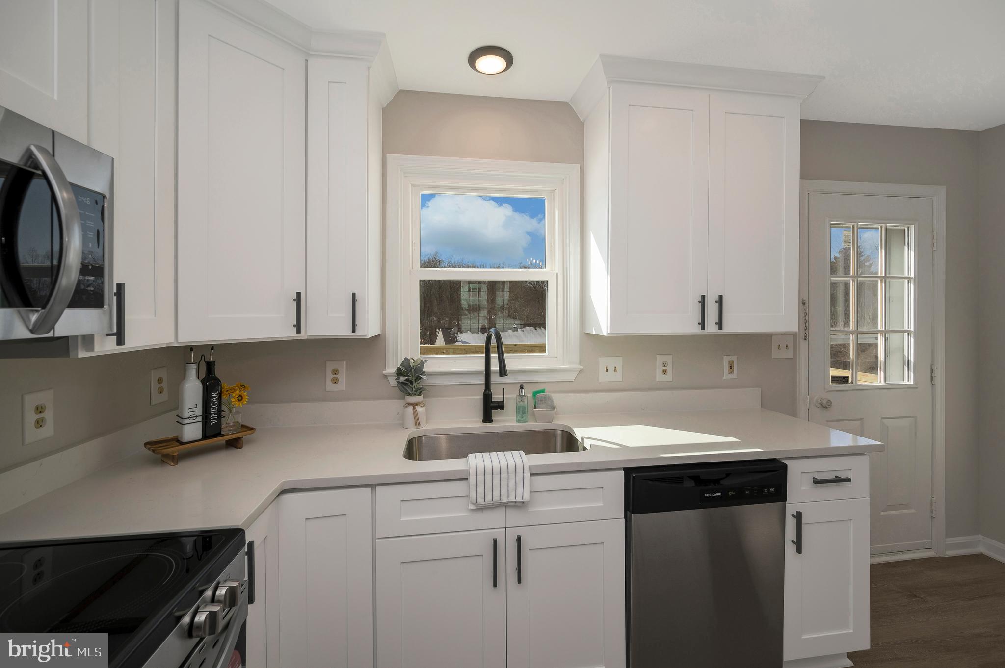 RAINTREE - Residential