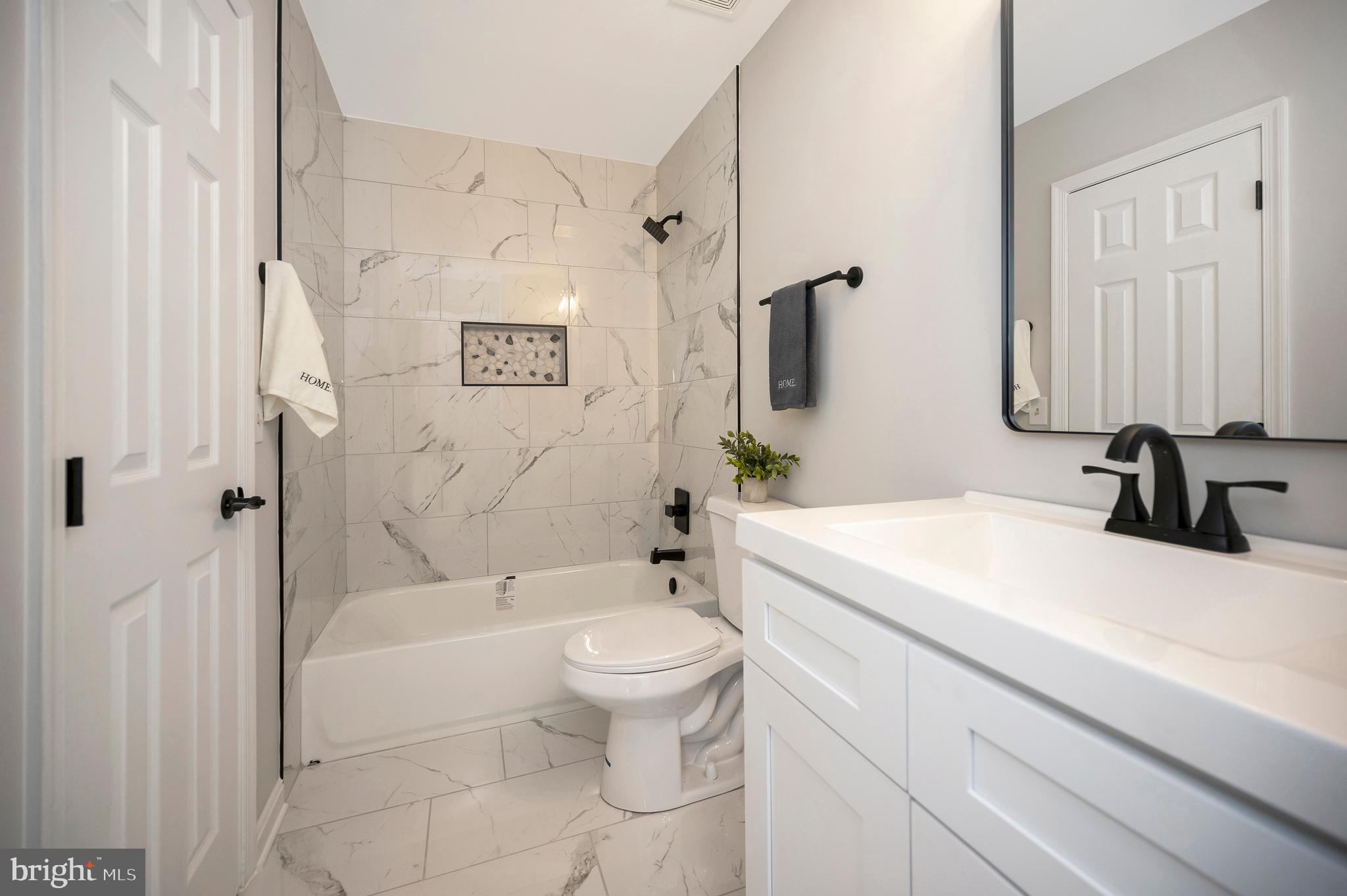 8006 BLOSSOM WOOD COURT