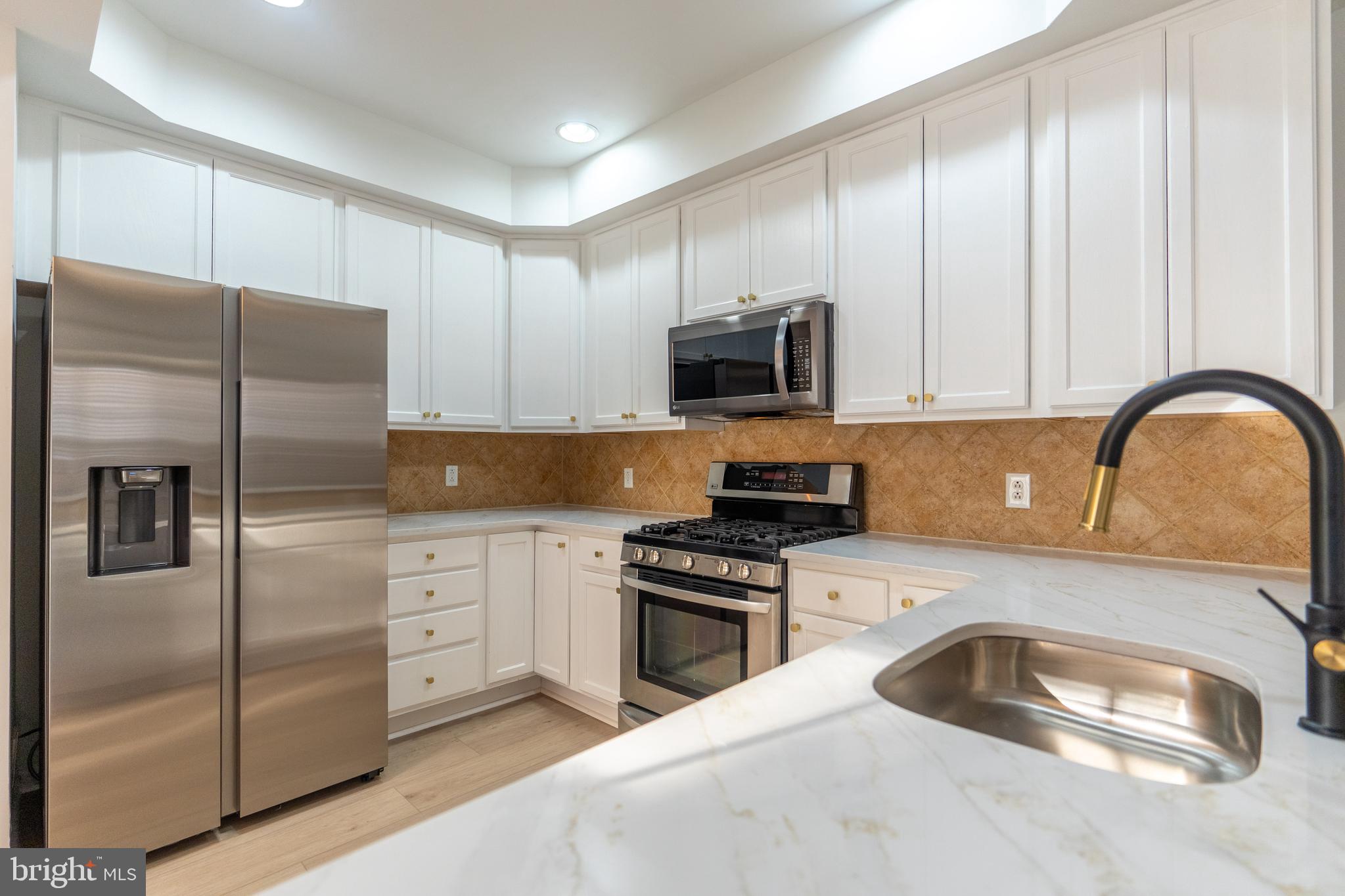 VILLAS AT PACKER PARK - Residential