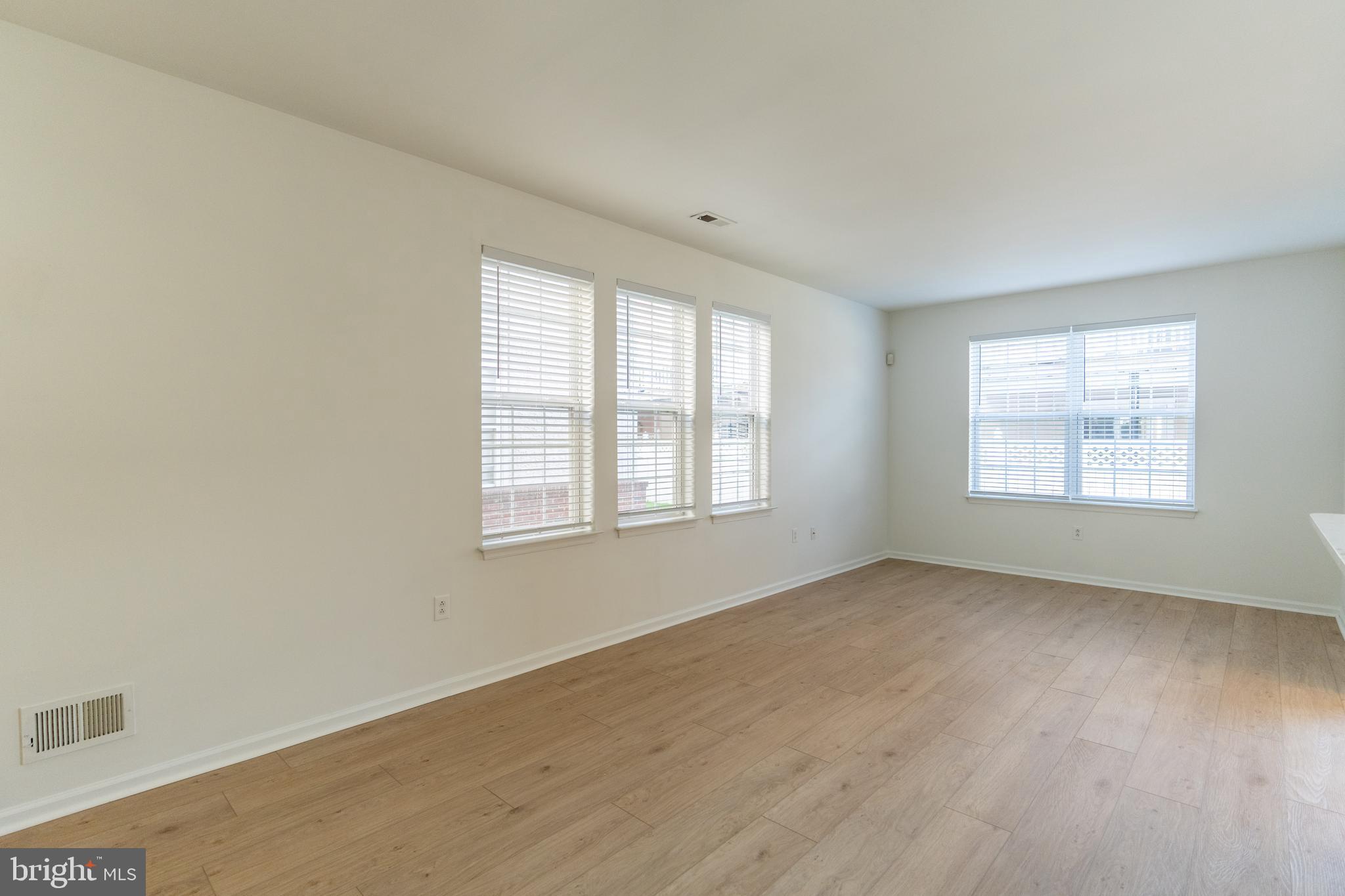 VILLAS AT PACKER PARK - Residential