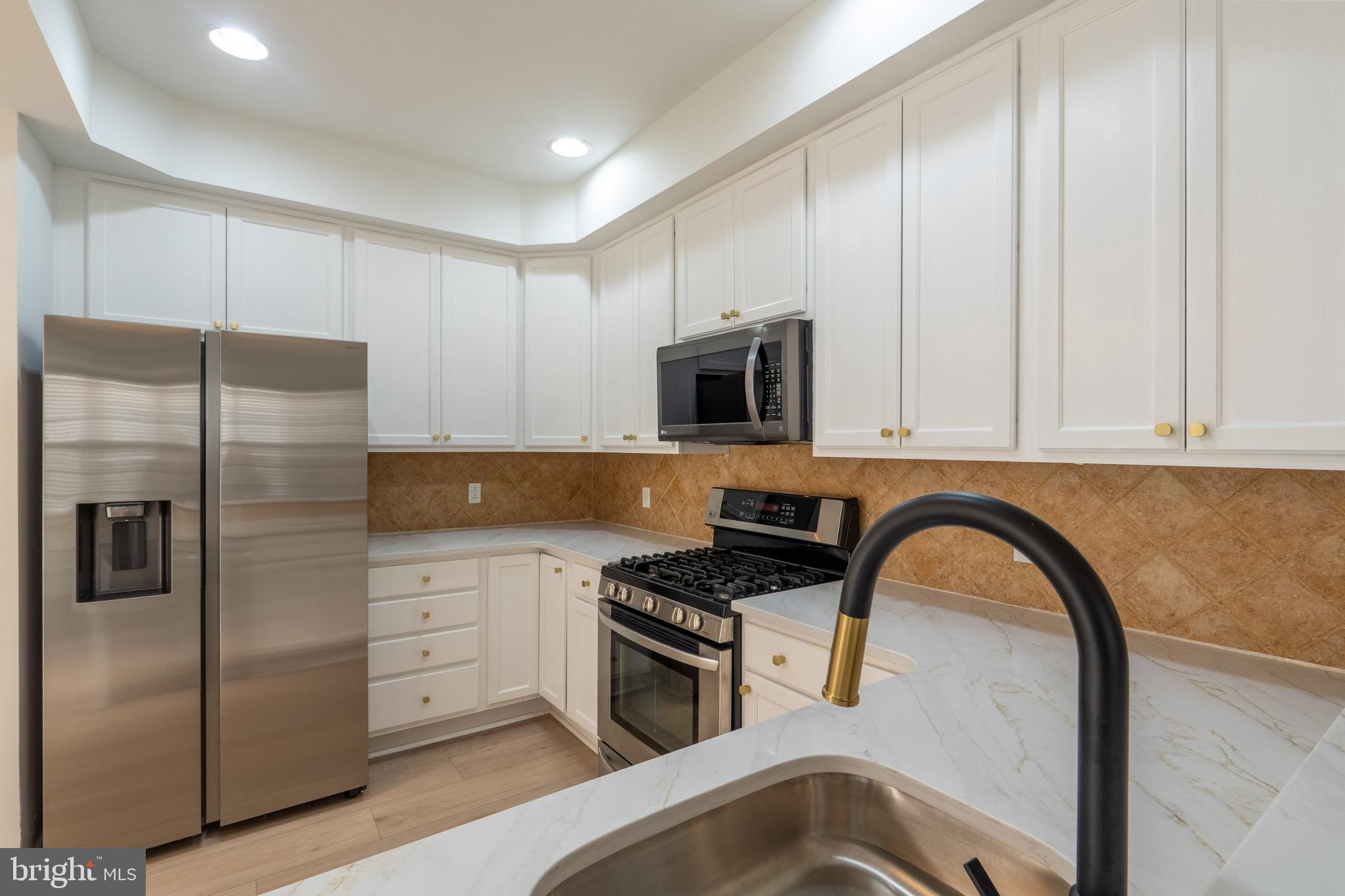 VILLAS AT PACKER PARK - Residential