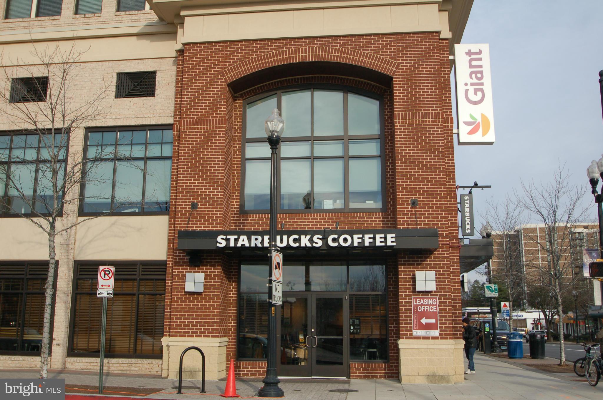 ARLINGTON VILLAGE - Residential