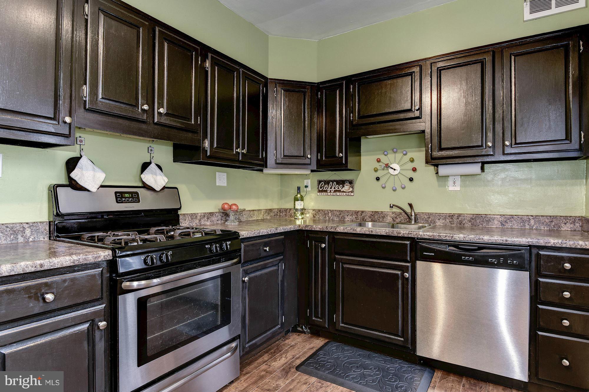 ARLINGTON VILLAGE - Residential