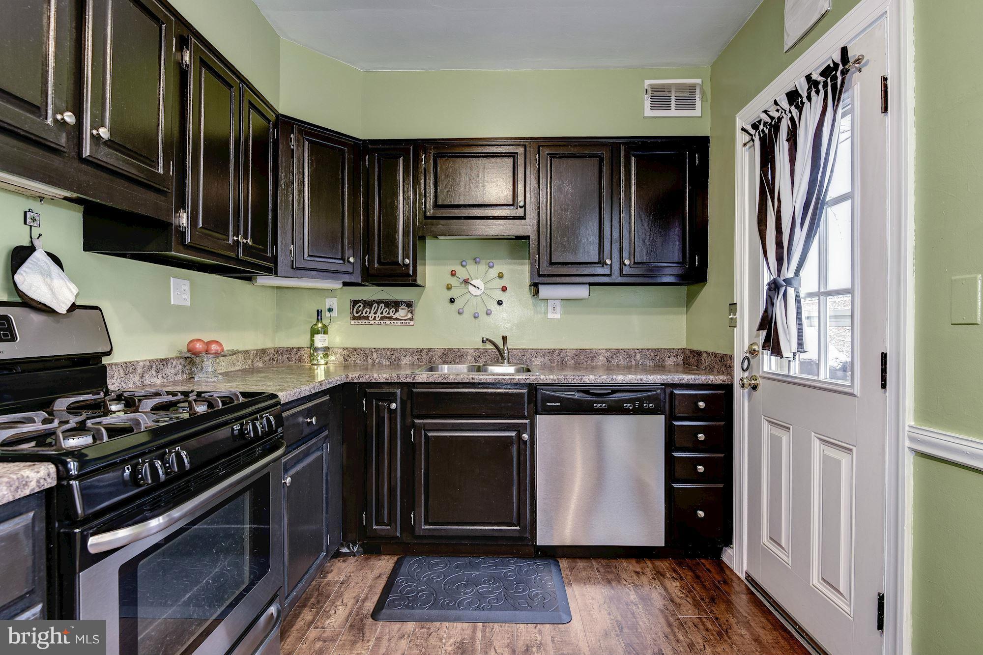 ARLINGTON VILLAGE - Residential