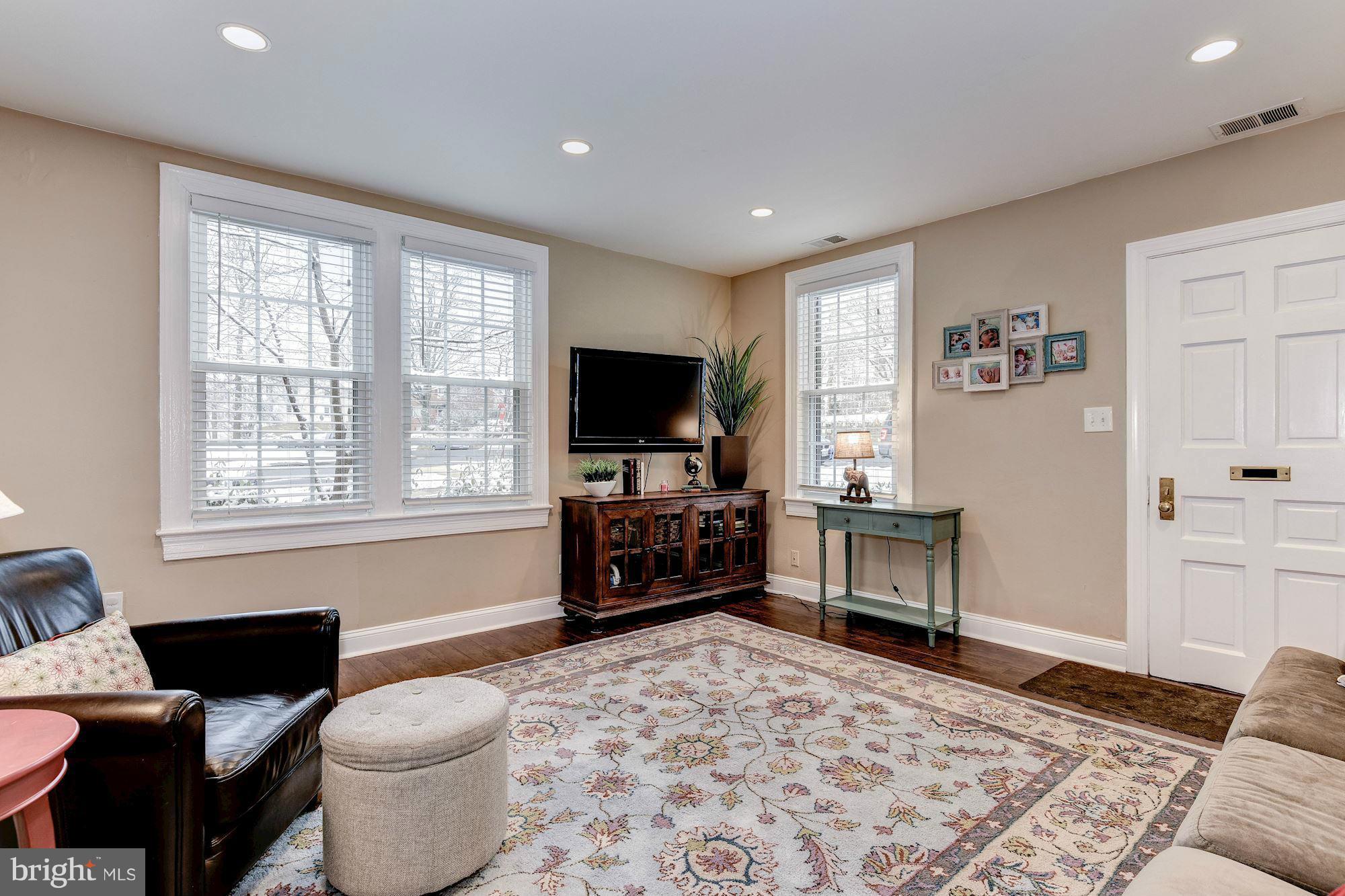 ARLINGTON VILLAGE - Residential