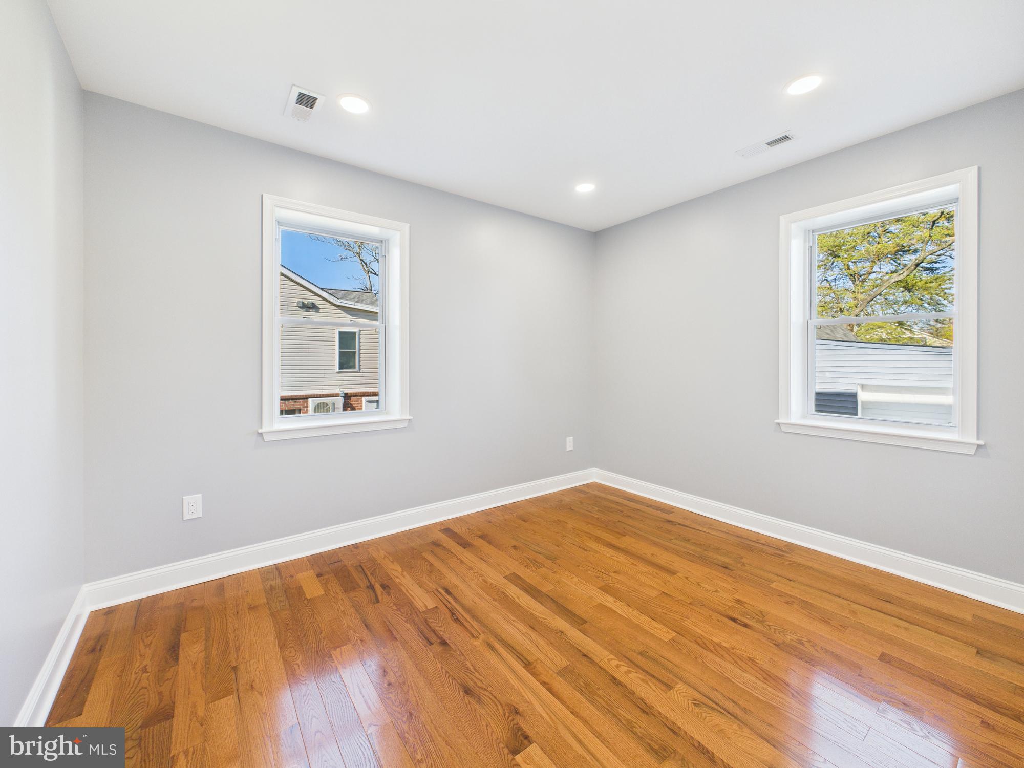 LAKELAND - Residential