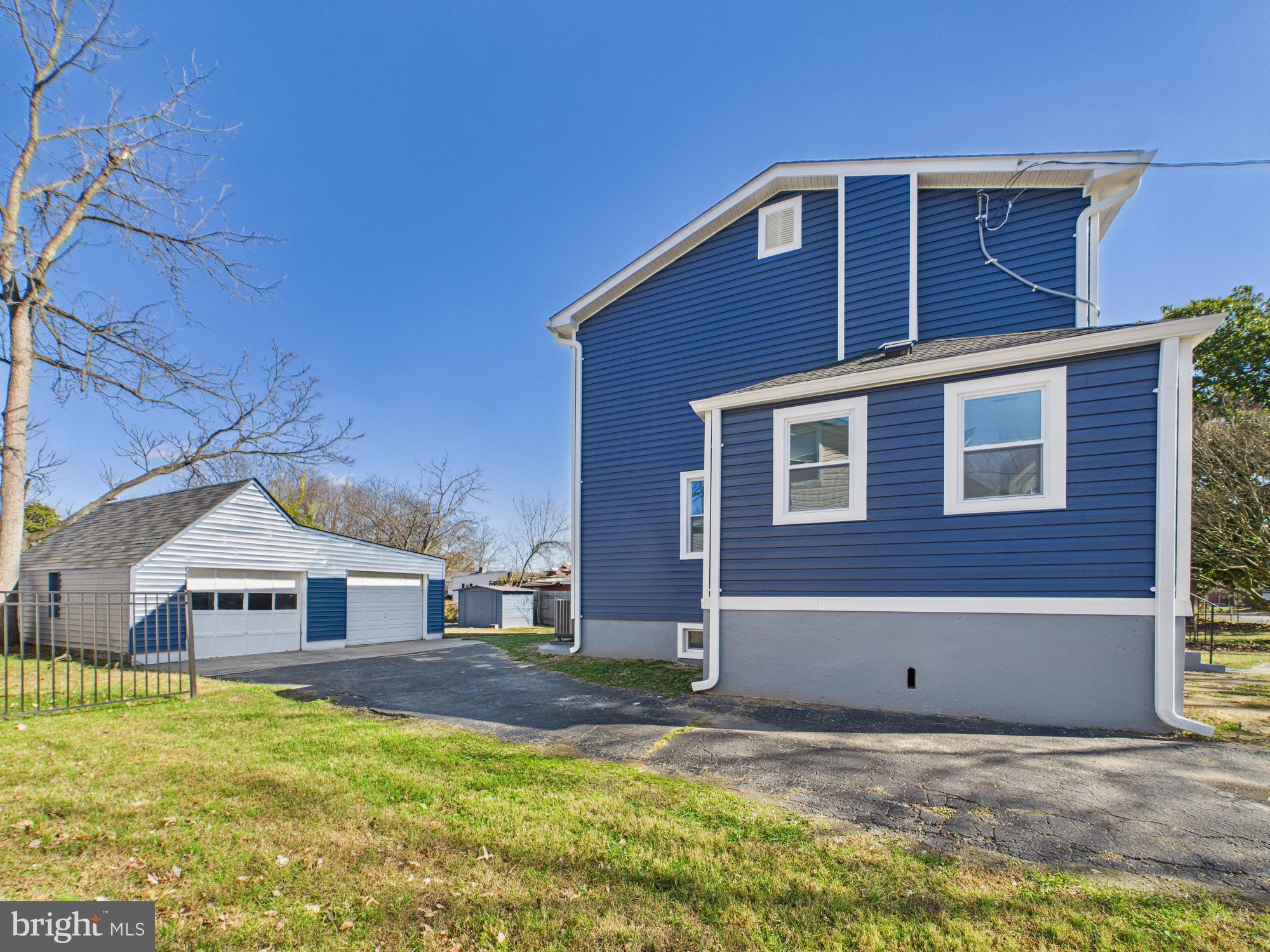 LAKELAND - Residential