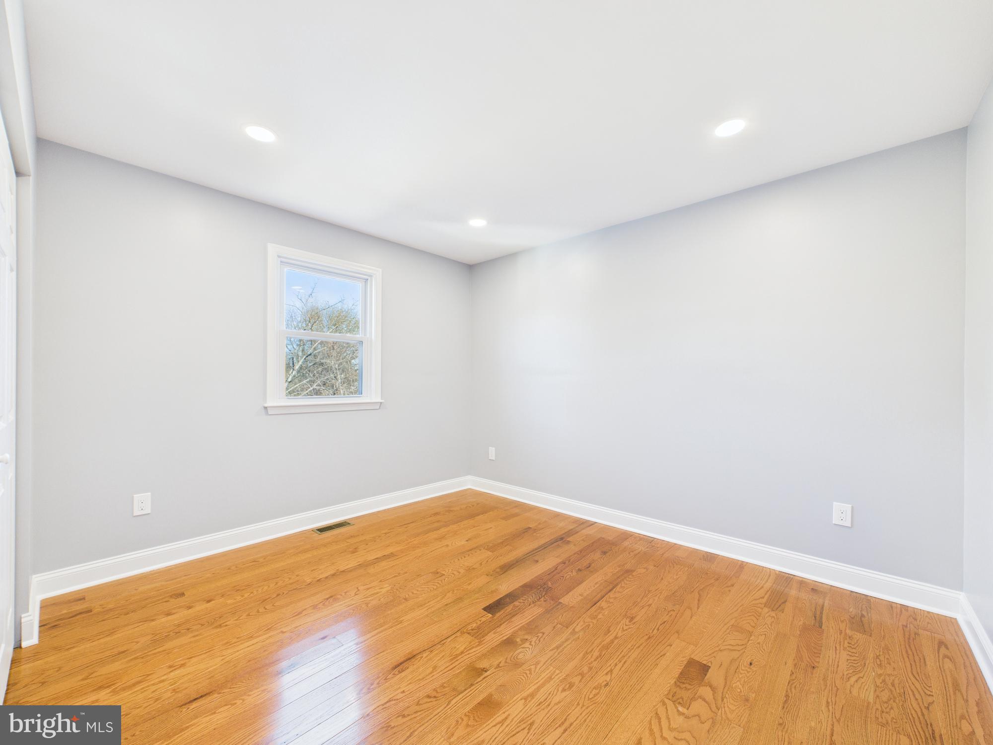 LAKELAND - Residential