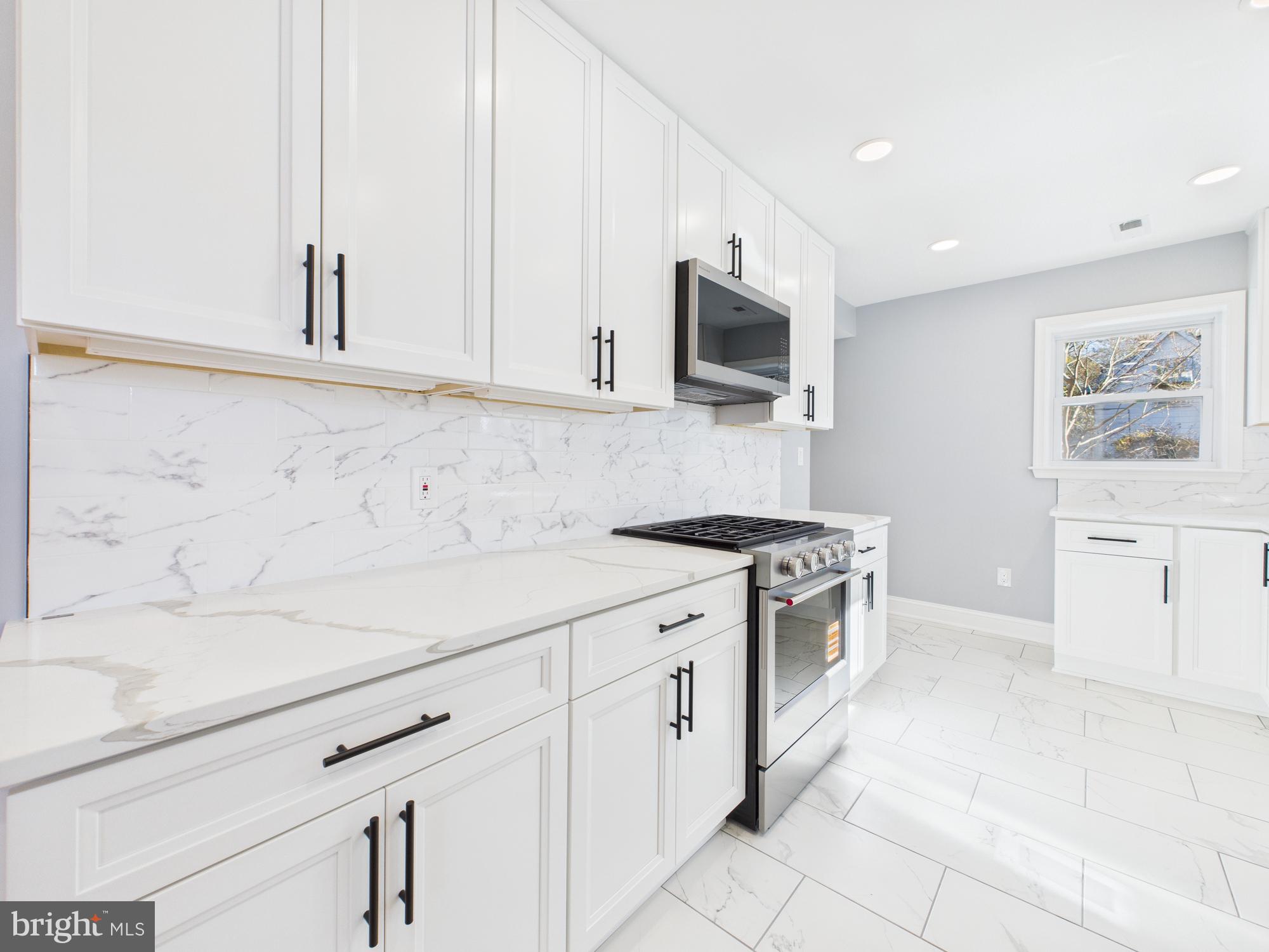 LAKELAND - Residential