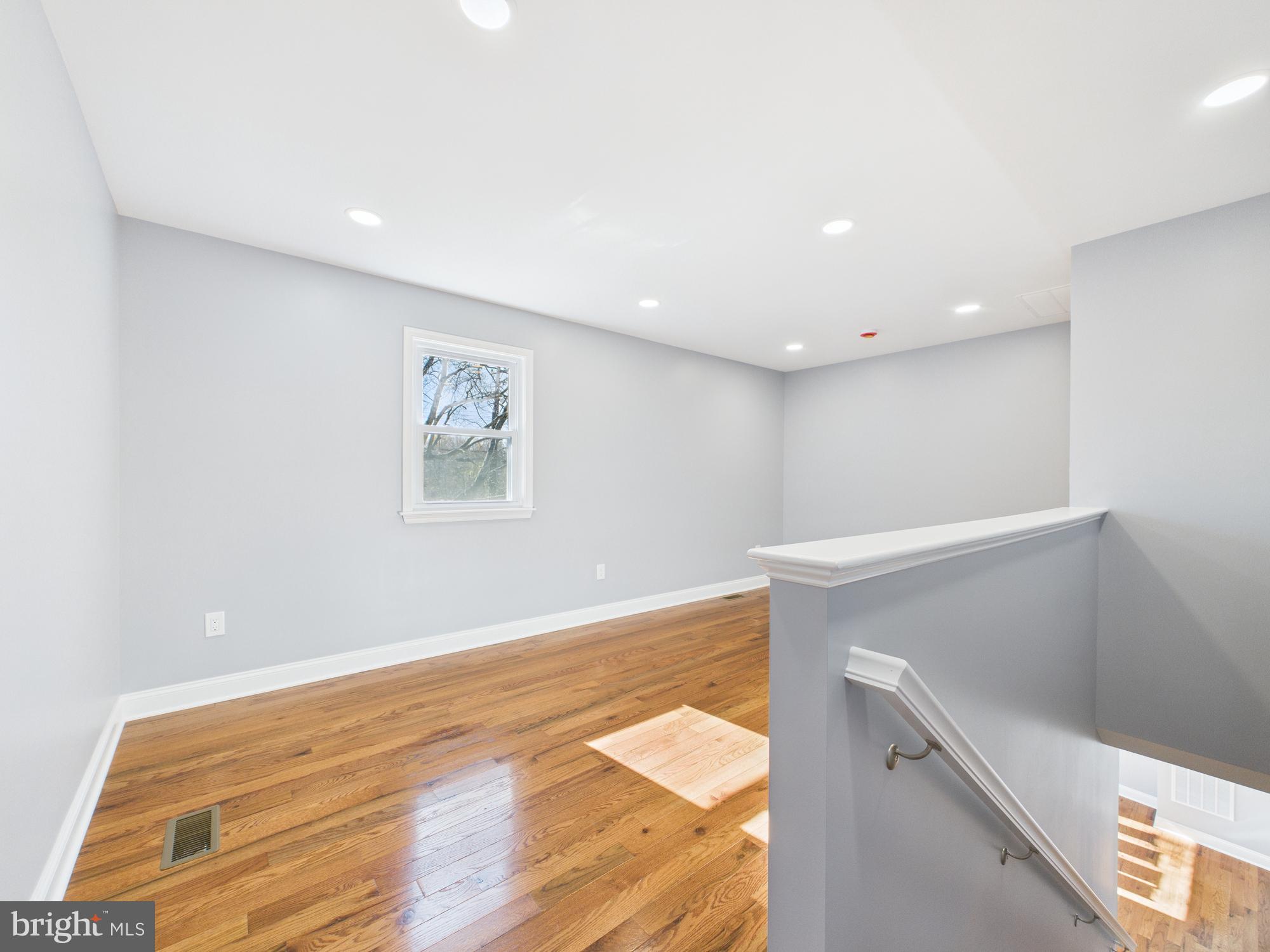 LAKELAND - Residential