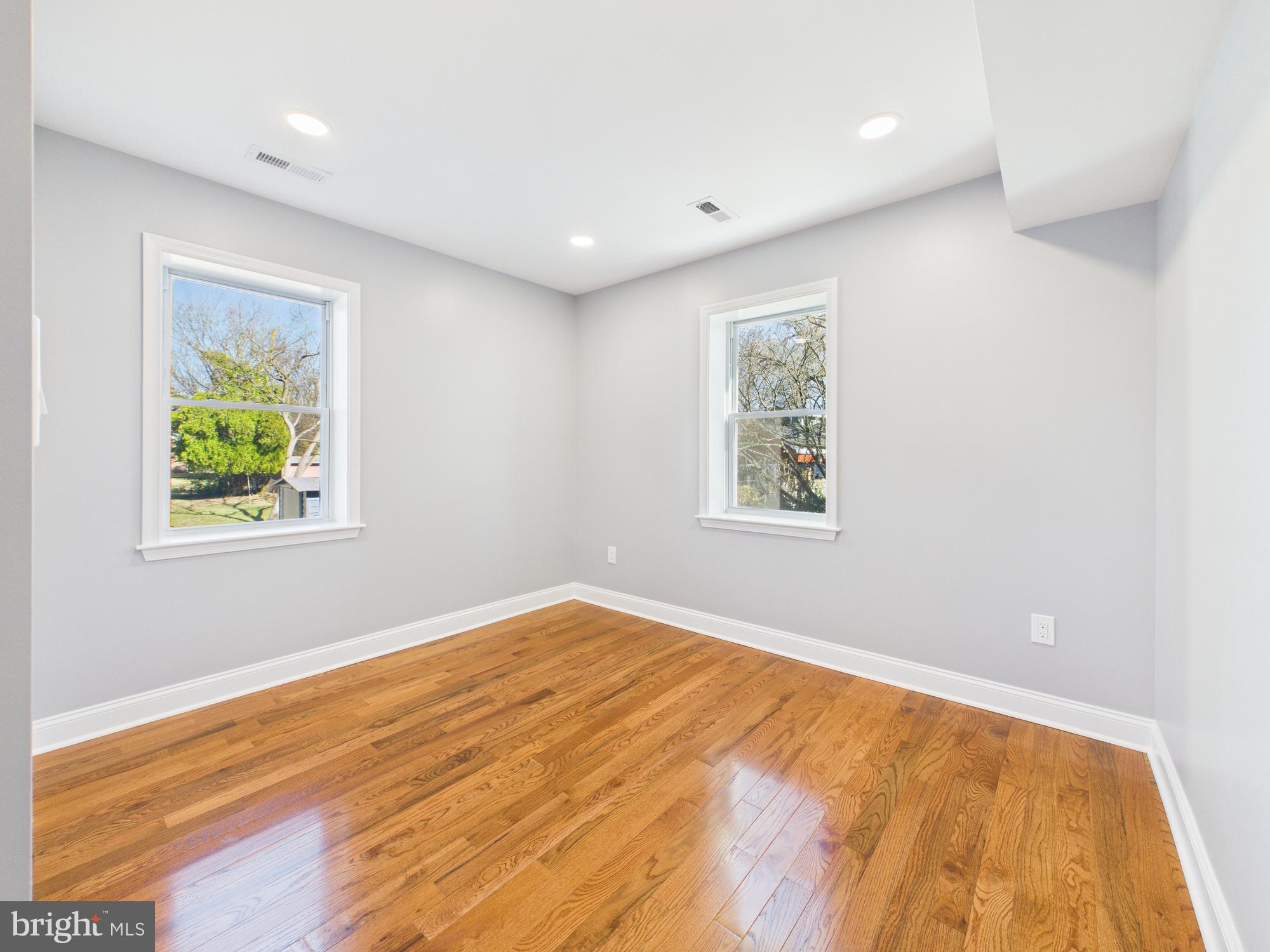 LAKELAND - Residential