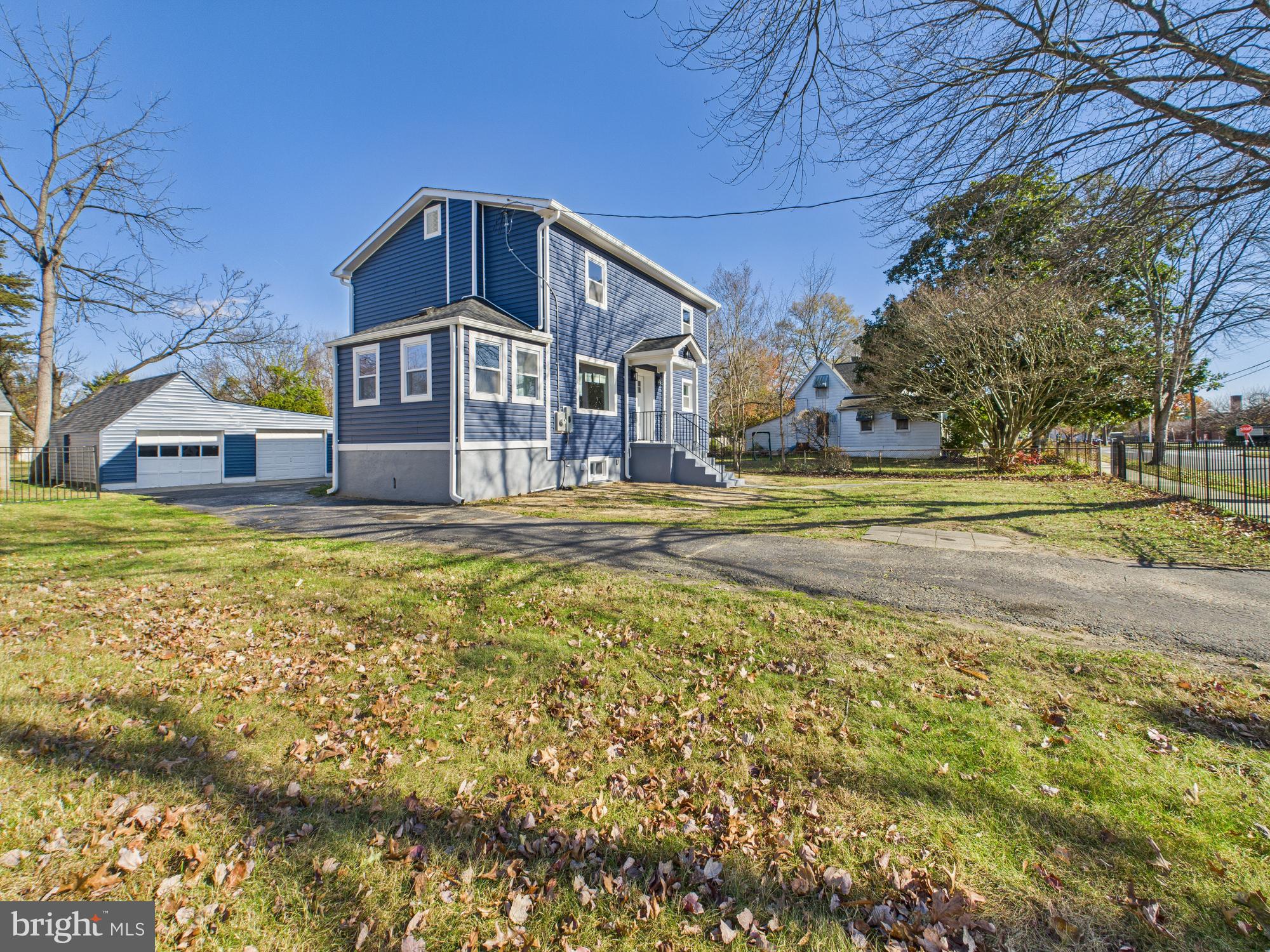 LAKELAND - Residential