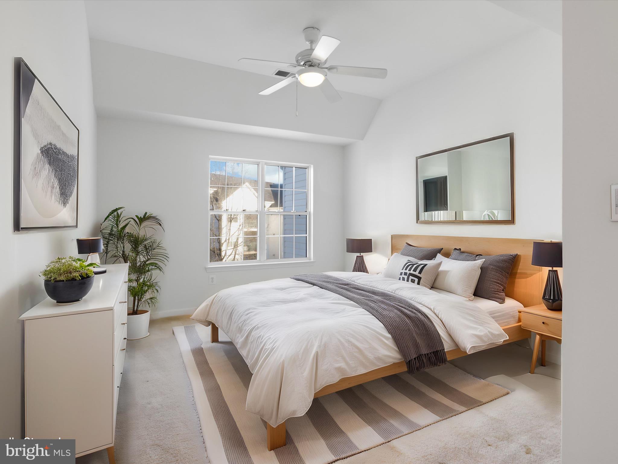 WOODLAND LAKE CONDO - Residential