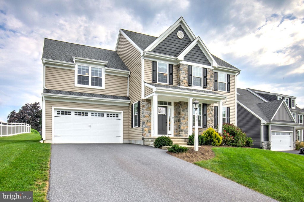 Photo of 528 Spring Hollow Drive, NEW HOLLAND, PA 17557 (MLS # PALA2094162)