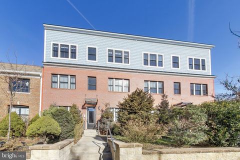 2012 D STREET NE 4 WASHINGTON DC 20002