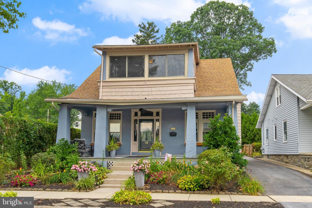 Photo of 16 S Cornell Avenue, Lancaster, PA 17603 (MLS # PALA2054242)