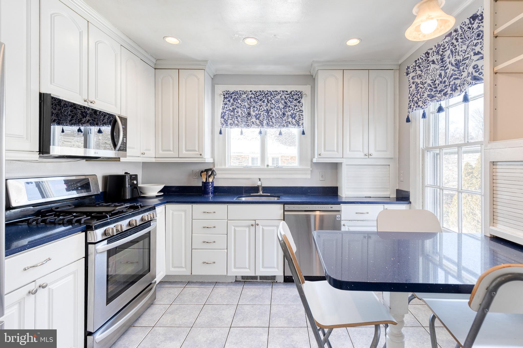 HOMELAND HISTORIC DISTRICT - Residential