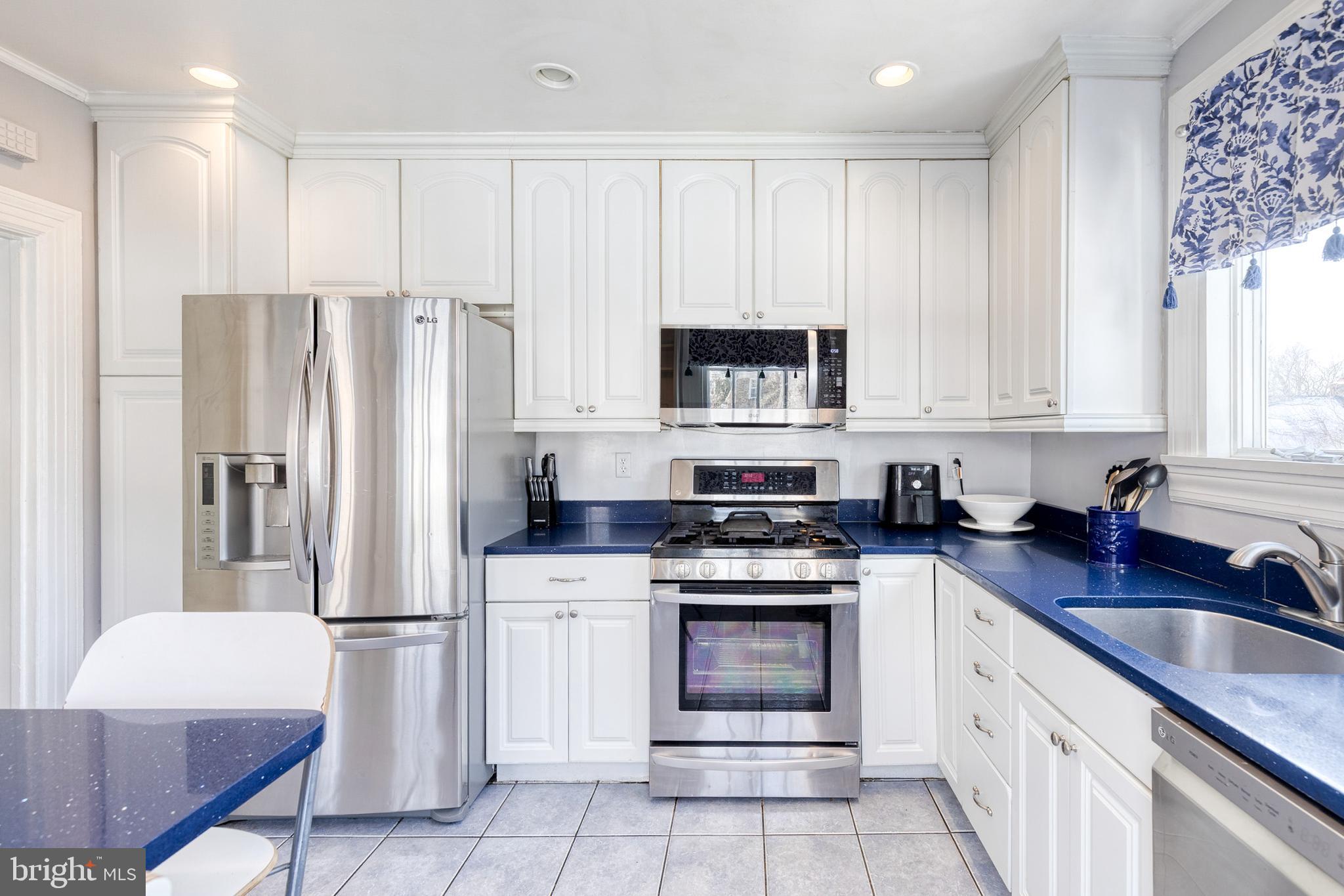 HOMELAND HISTORIC DISTRICT - Residential