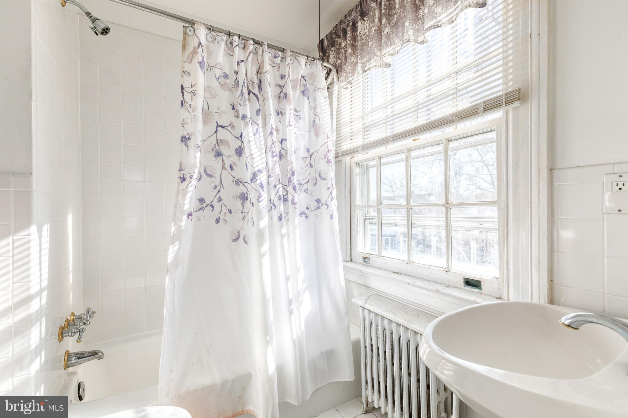 HOMELAND HISTORIC DISTRICT - Residential