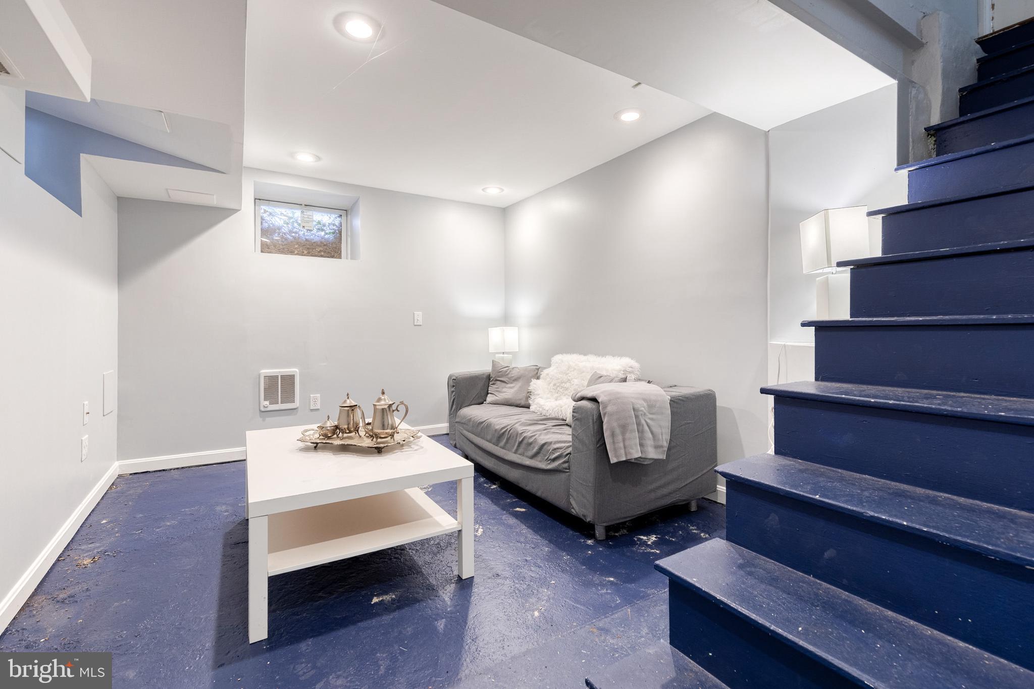 HOMELAND HISTORIC DISTRICT - Residential