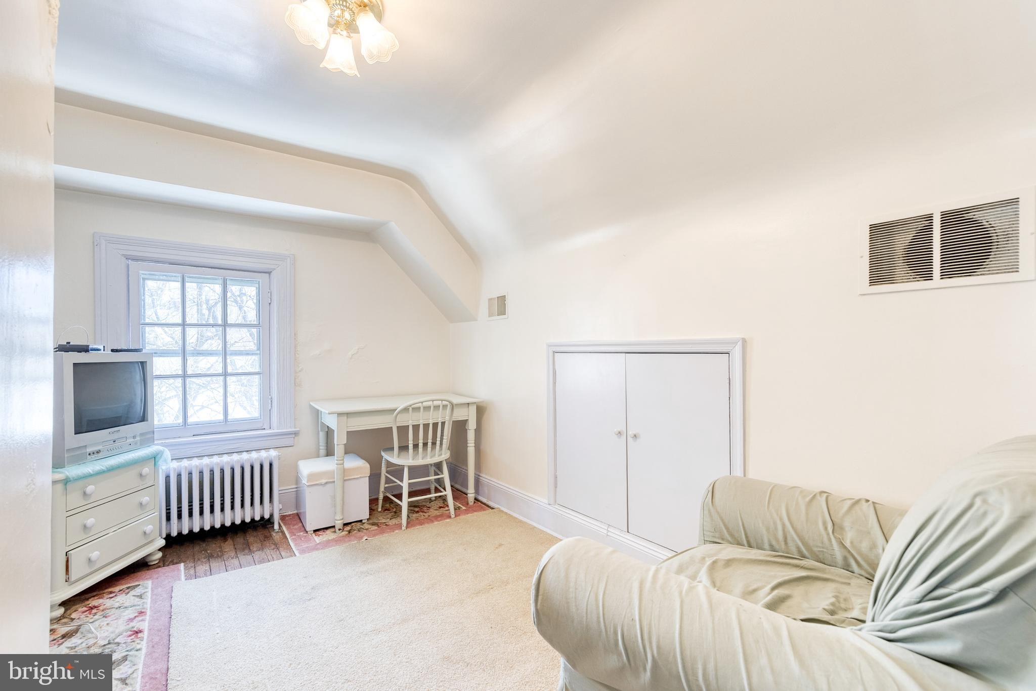 HOMELAND HISTORIC DISTRICT - Residential