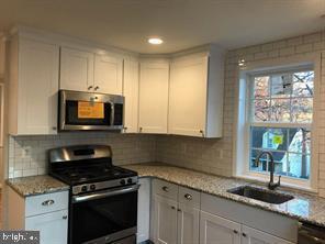 SPAULDING HEIGHTS - Residential Lease