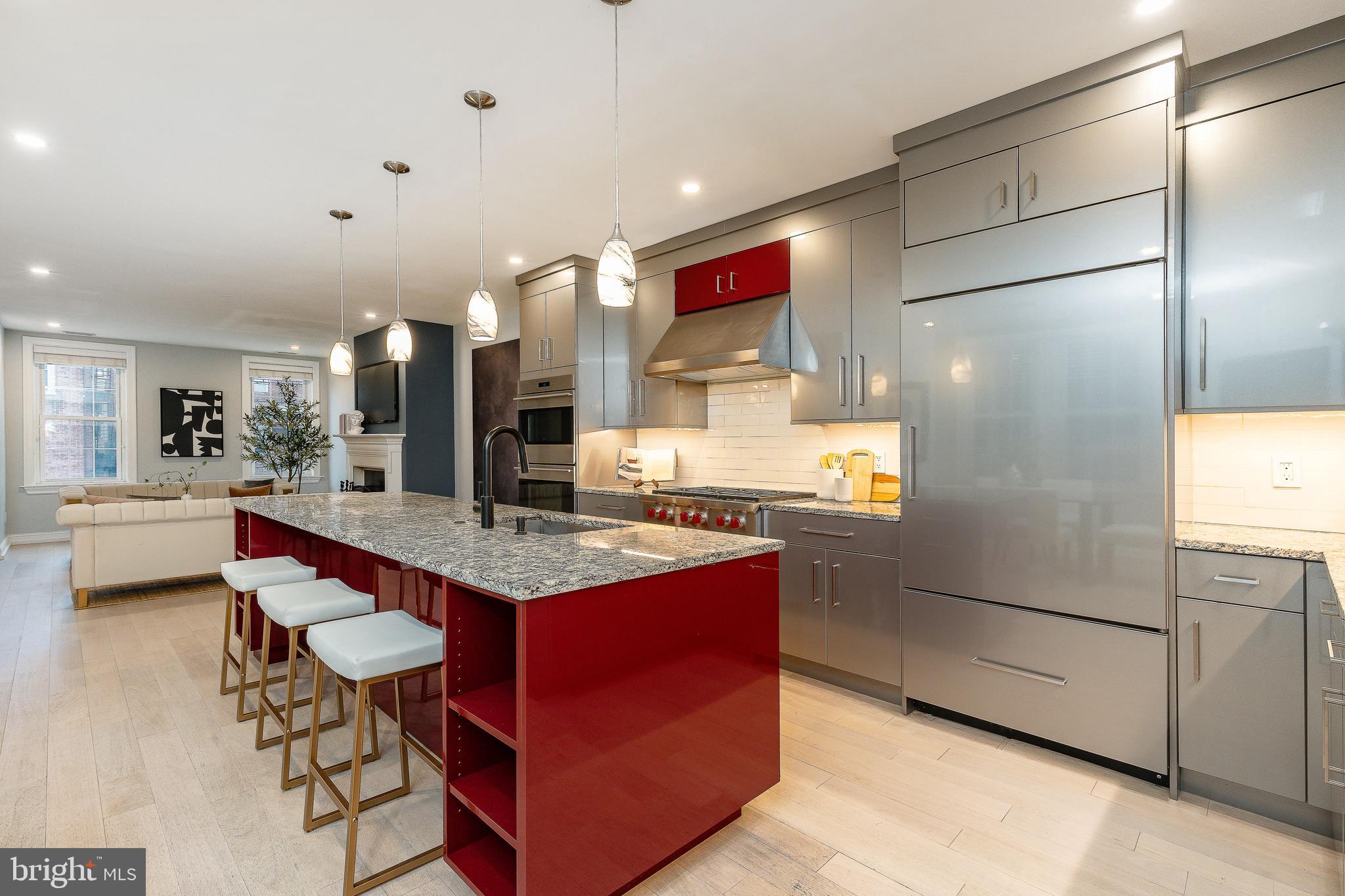 908 SPRUCE STREET 10 10