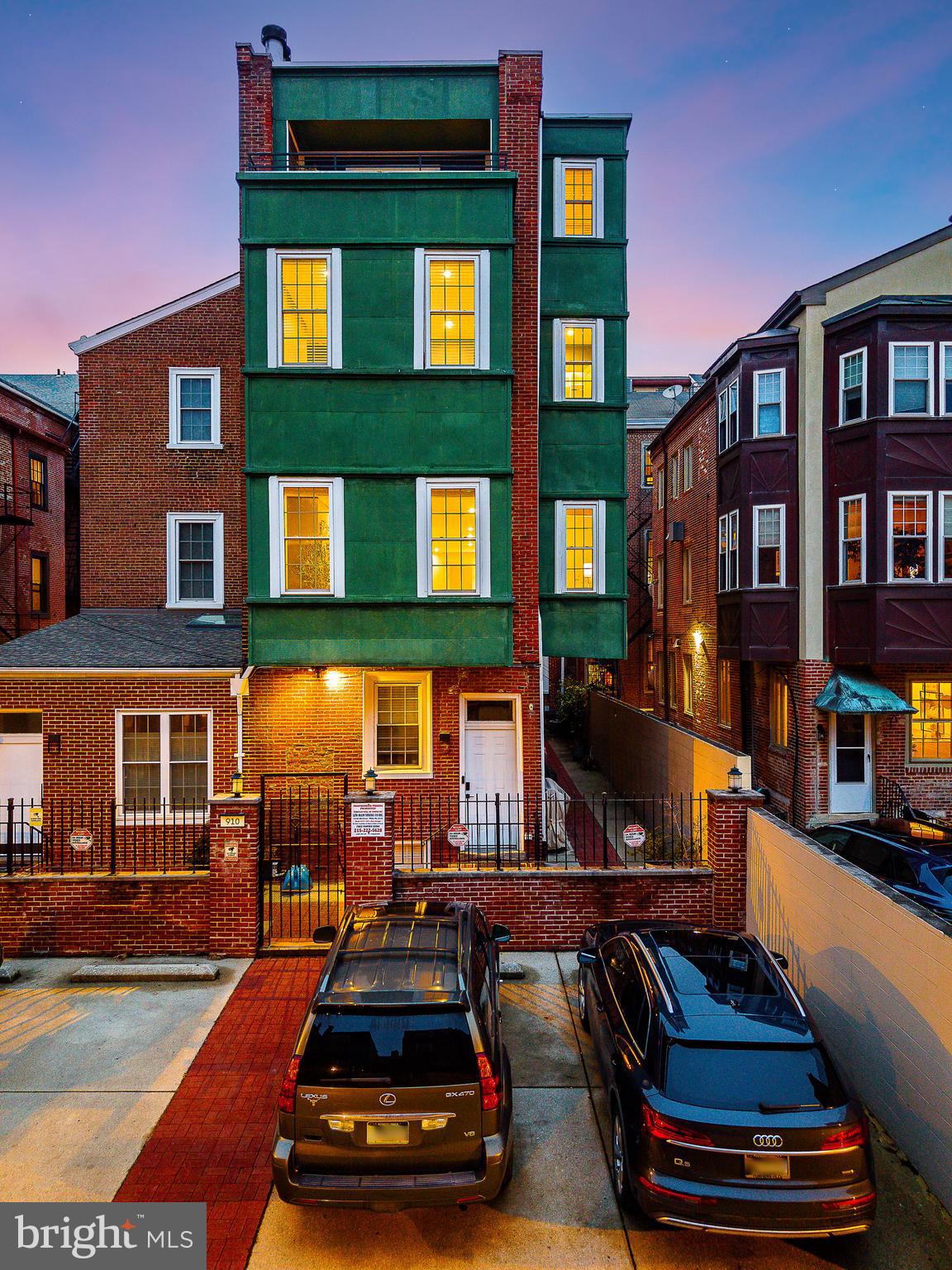 WASHINGTON SQ WEST - Residential