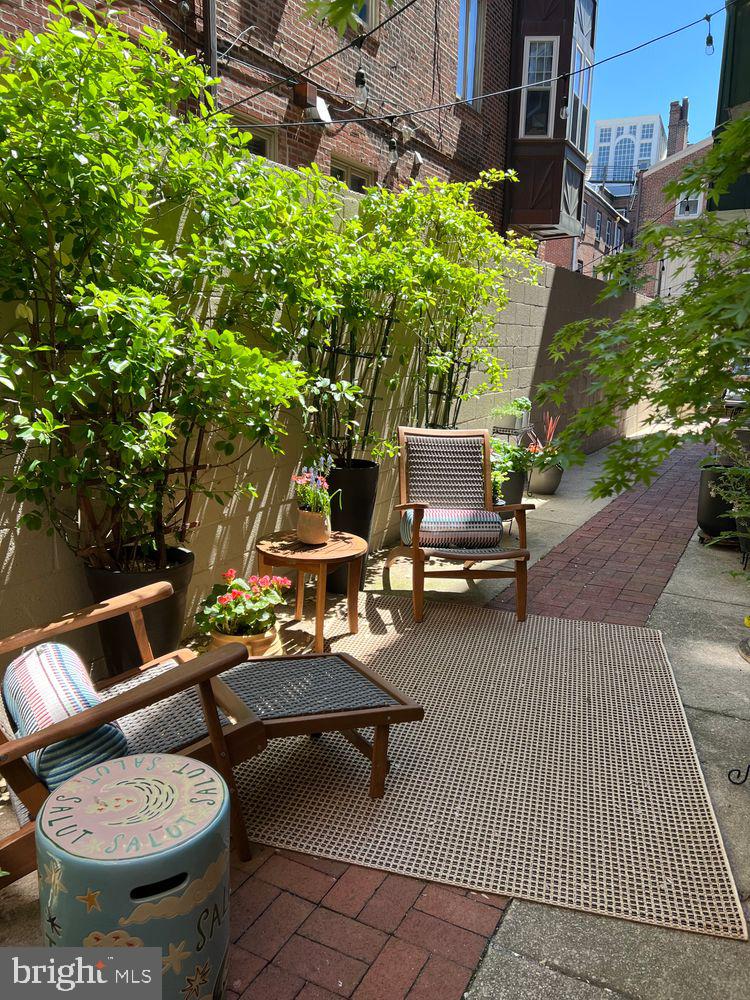 WASHINGTON SQ WEST - Residential