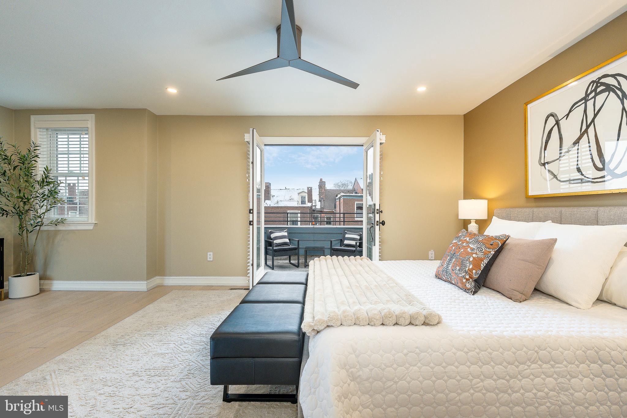 WASHINGTON SQ WEST - Residential