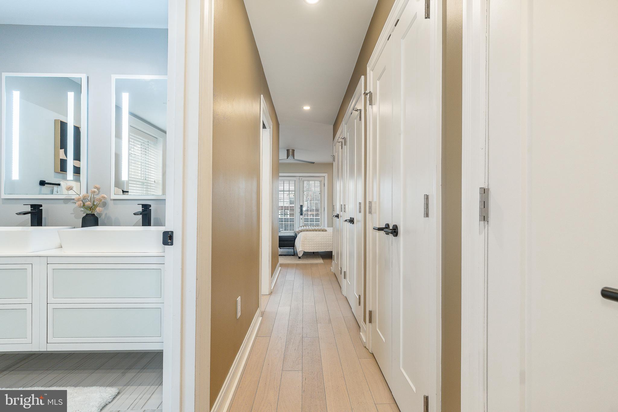 WASHINGTON SQ WEST - Residential