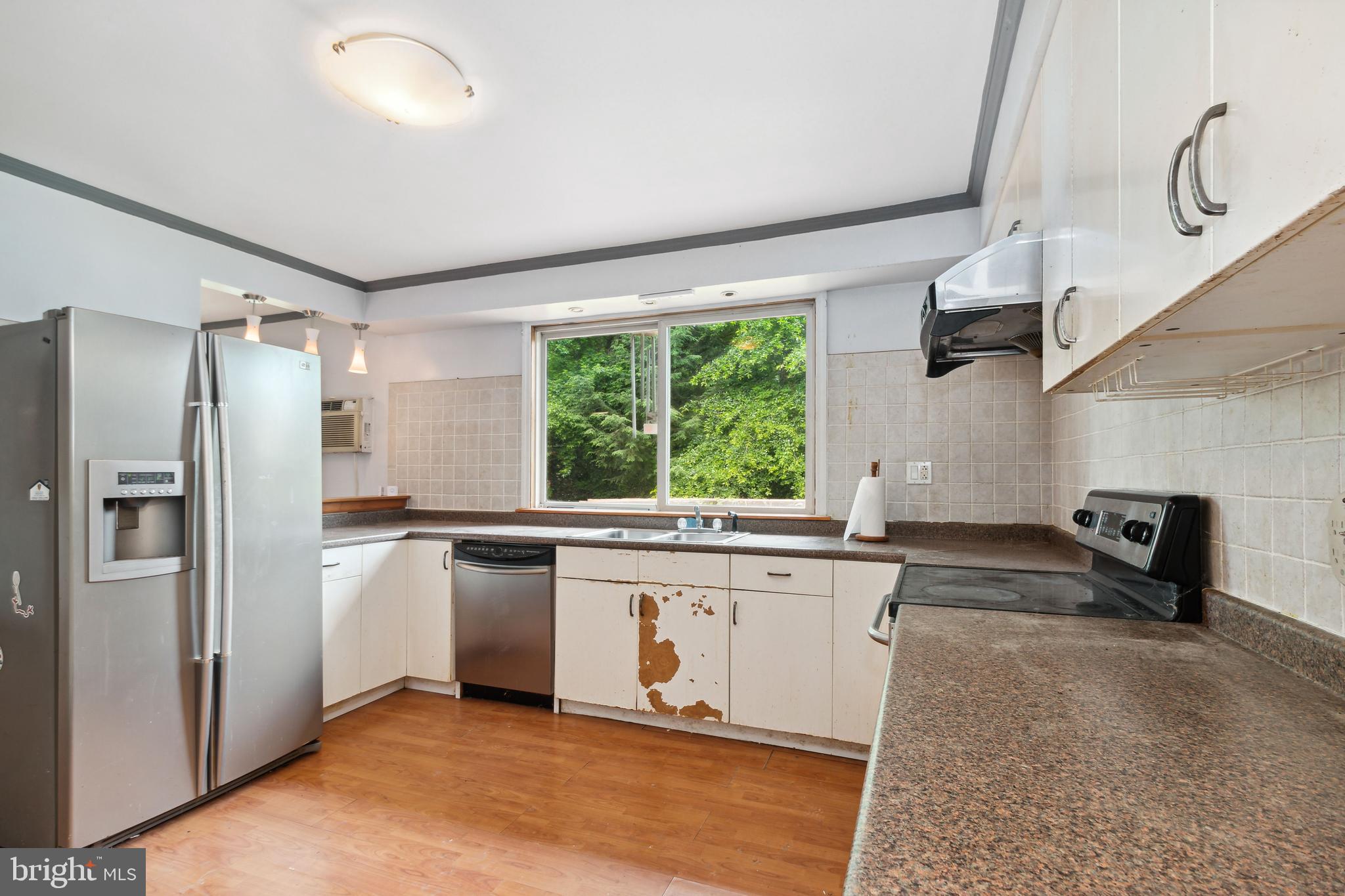 CROYDON ACRES - Residential