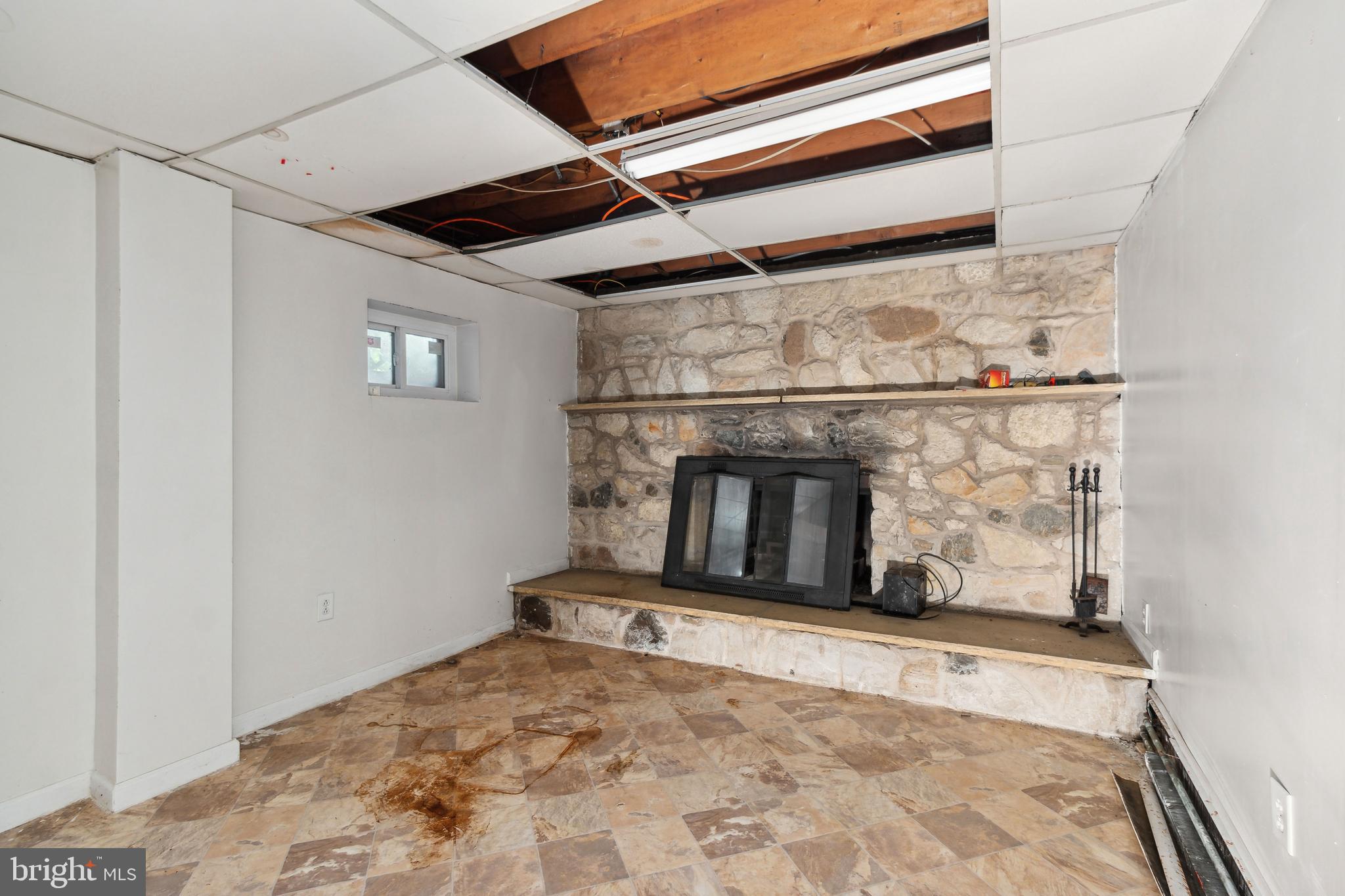 CROYDON ACRES - Residential