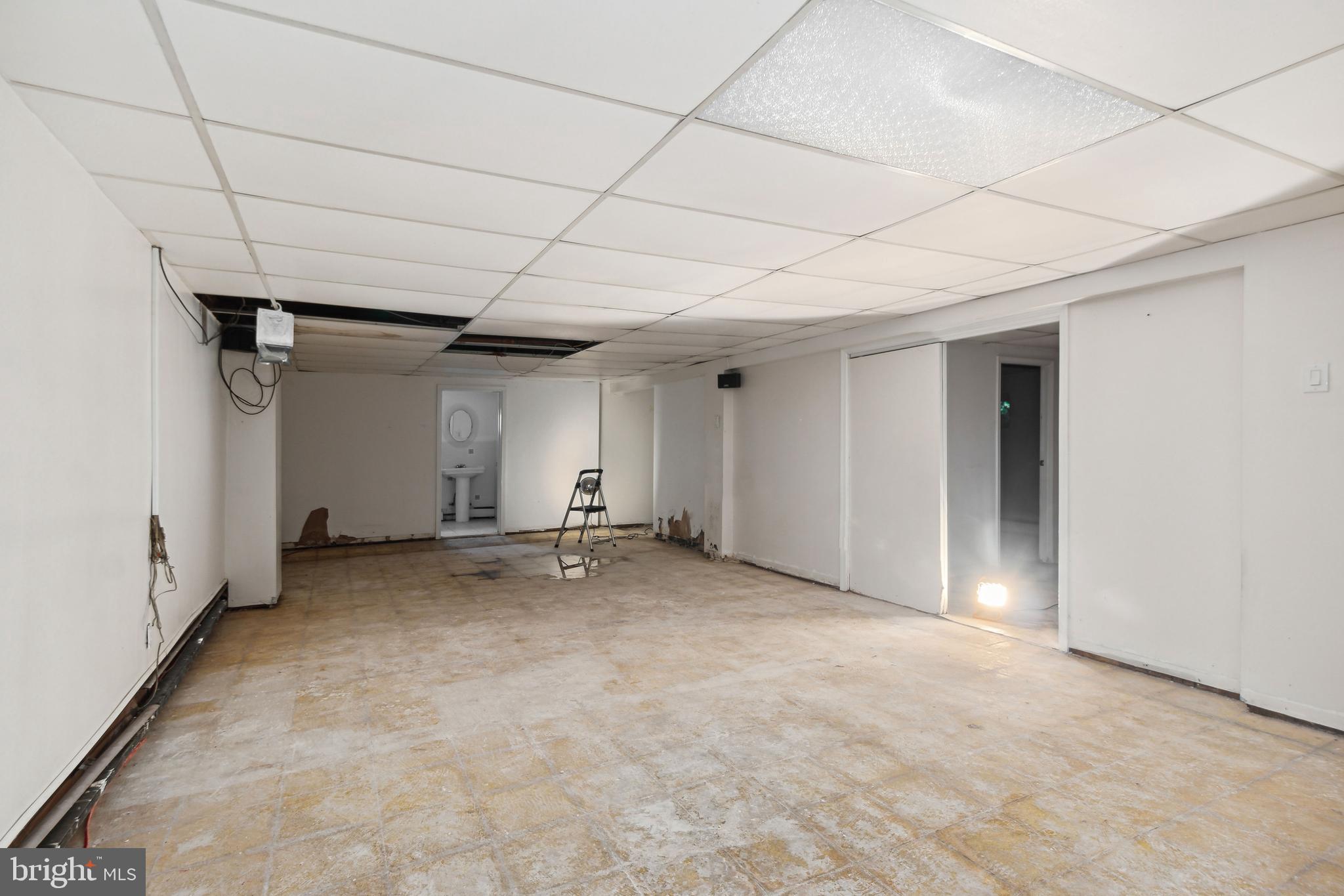 CROYDON ACRES - Residential