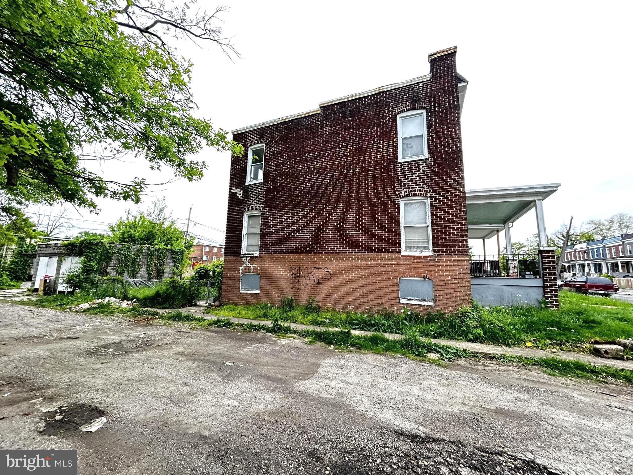 LUCILLE PARK - Residential