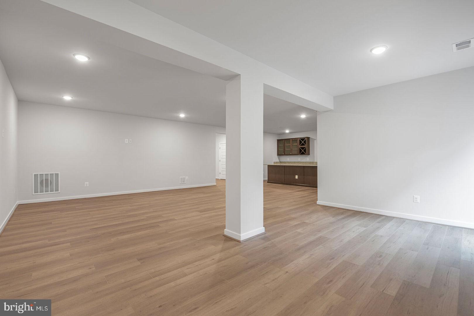 BRAMBLETON - Residential