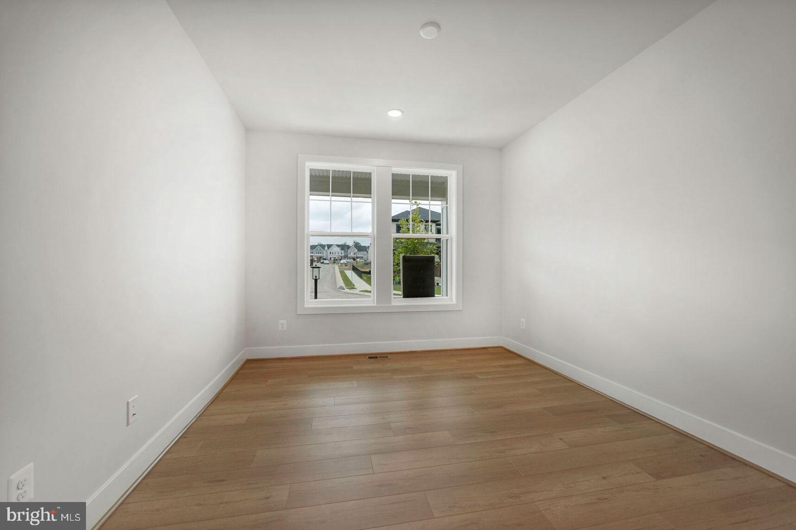 BRAMBLETON - Residential