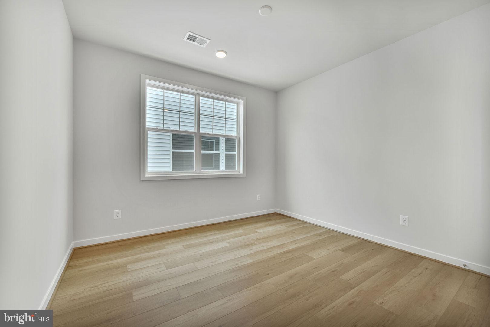 BRAMBLETON - Residential