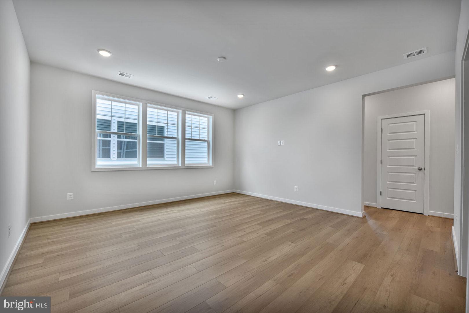 BRAMBLETON - Residential