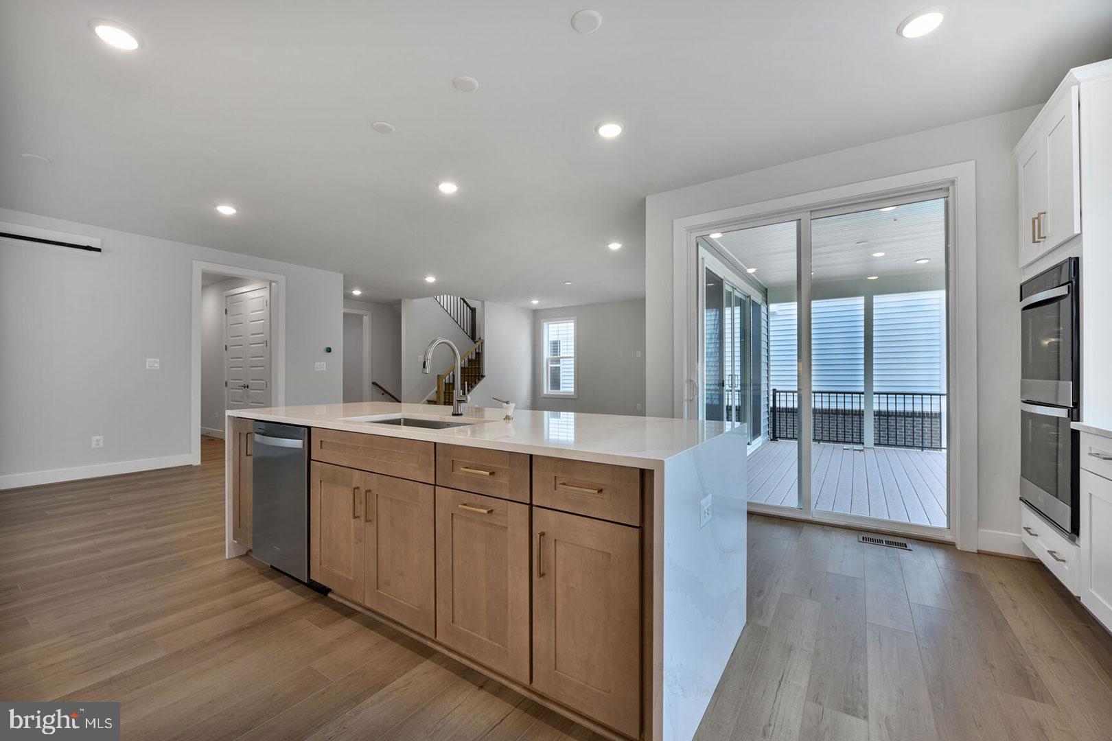 BRAMBLETON - Residential