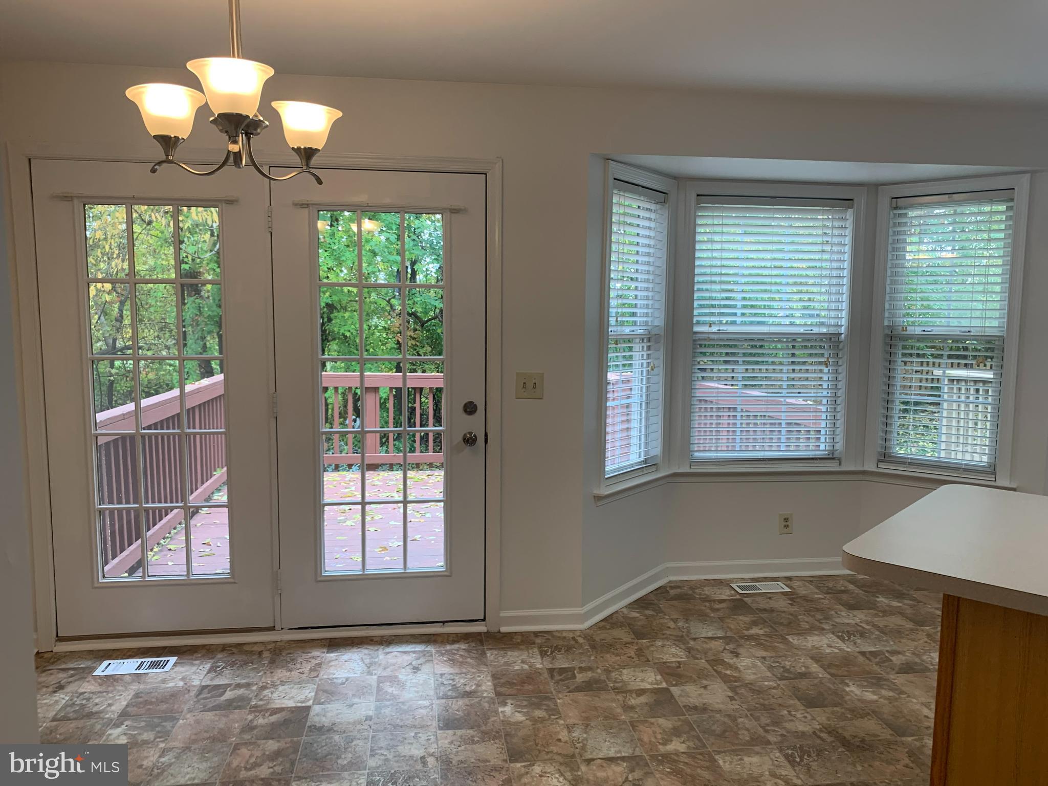 LAUREL RIDGE - Residential Lease